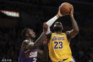 吸引着无数 吸引着无数