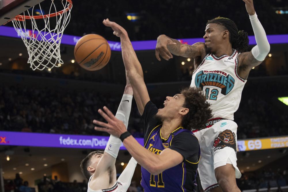 万亲临现场 万亲临现场